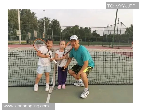 飞盘之路:深圳飞盘队成长历程的真实记录与感悟 飞盘之路:深圳飞盘队成长历程的真实记录与感悟